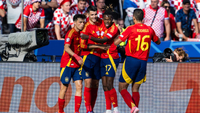 Una España con pegada brilla y barre por 3-0 a Croacia en su debut en la Eurocopa