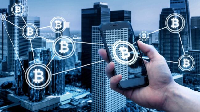 Criptoempresas inscritas en la CNMV amenazan a la banca con créditos con bitcoins