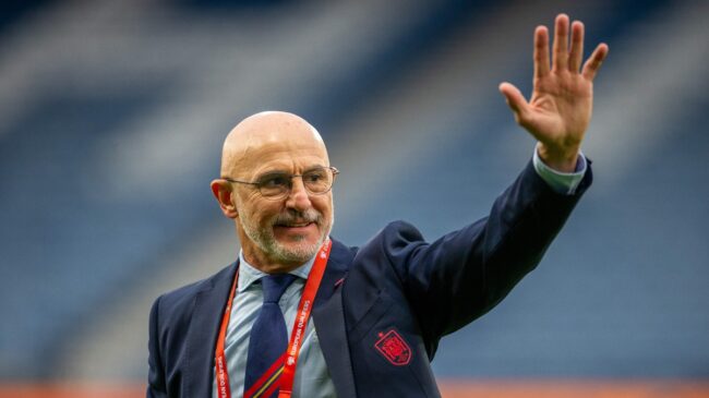 Luis de la Fuente convoca a Joan García y a Víctor Muñoz en la última lista antes del Mundial