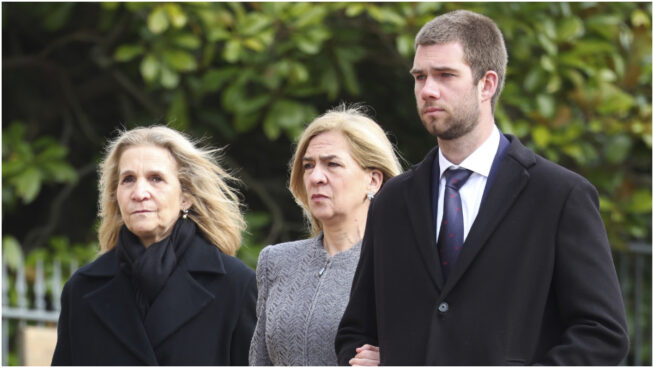 Las infantas Cristina y Elena vuelven a los actos de la Familia Real: el cambio de opinión del Rey