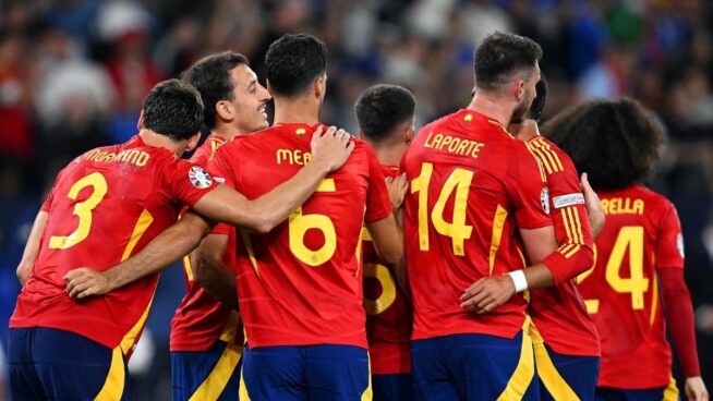 Enfado 'indepe' porque dos alcaldes de Junts pondrán pantallas para ver España en la final