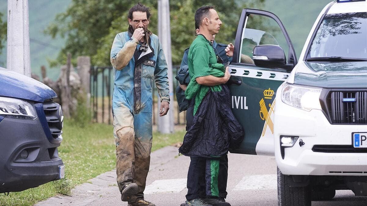 Los espeleólogos se extraviaron en la cueva de Soba y no lograron llegar a la vía principal