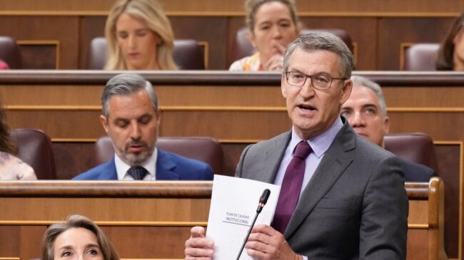 Feijóo, a Sánchez: «No hay regeneración posible mientras usted sea presidente del Gobierno»