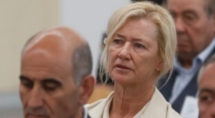 El fiscal mantendrá la acusación contra Duato pese al informe de Hacienda que la exime