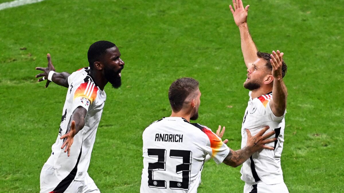 Alemania y Suiza empatan y logran clasificarse a octavos de final