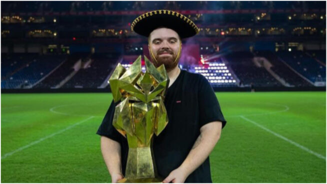 Las preocupantes imágenes de Ibai en silla de ruedas tras un viaje: su delicado estado de salud