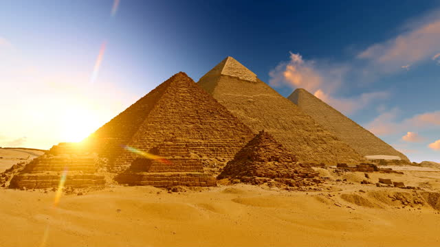 Pirámides de Guiza, Egipto.  iStock