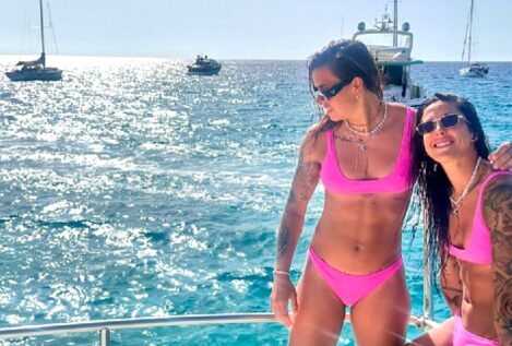 Jenni Hermoso y Misa Rodríguez, juntas de vacaciones en la playa (e insultadas)