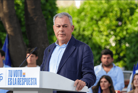 El alcalde de Sevilla (PP) carga contra la prioridad nacional de Vox: «No se puede aplicar»