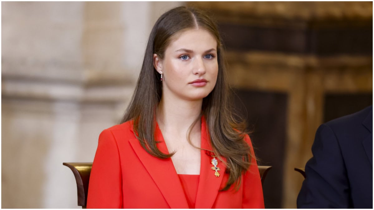 La princesa Leonor deslumbra en el aniversario de Felipe VI con un gran cambio de look