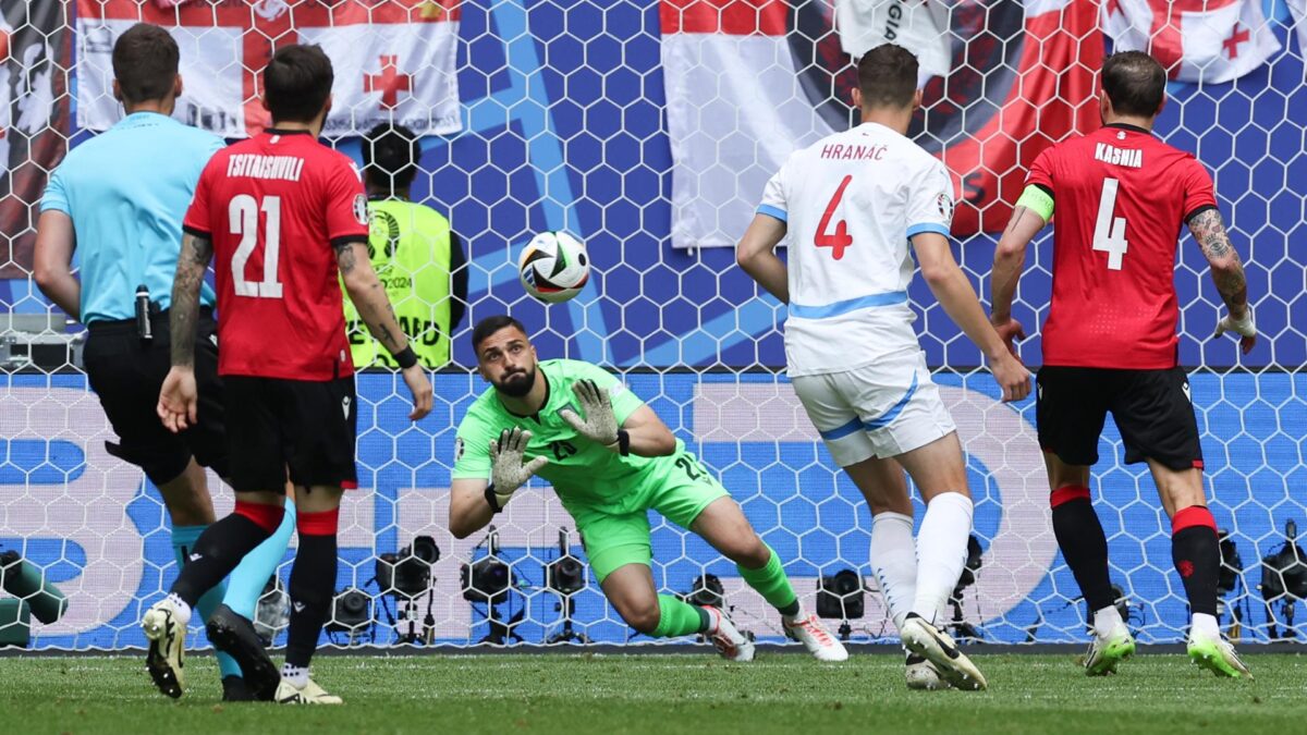 Chequia y Georgia sellan un empate en un duelo con protagonismo para Mamardashvili