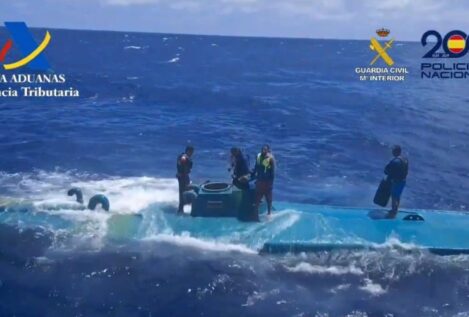 La Policía intercepta un narcosubmarino en Cádiz con cuatro tripulantes a bordo