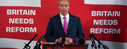 El impulsor del Brexit Nigel Farage vuelve a la política y se presentará a las generales
