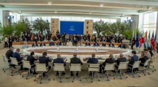 El G7 pacta con Trump eximir a las multinacionales de pagar un impuesto del 15%