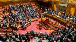 Suspenden a once diputados italianos por la trifulca en el Parlamento