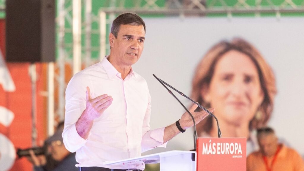 
Pedro Sánchez en un reciente mitin por las elecciones europeas días antes de que se aprobaran las millonarias ayudas.