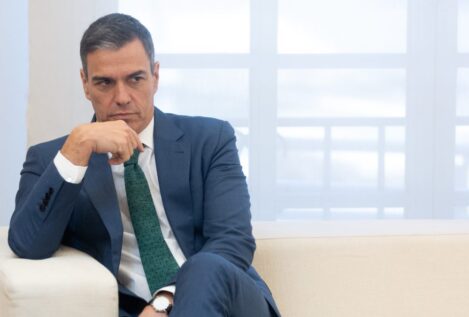 Sánchez monta la reventa de los reguladores económicos con Ribera de taquillera