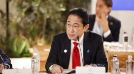La oposición japonesa presenta una moción contra el Gobierno por los escándalos de financiación