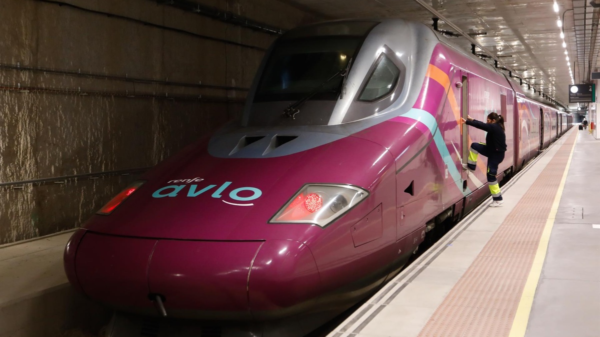 Renfe lanza una campaña promocional con billetes desde siete euros para viajar en verano