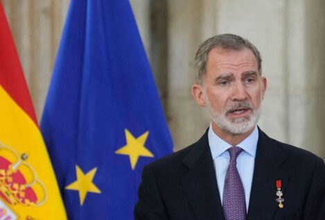 Felipe VI subraya la coherencia de sus actos en los últimos diez años pese al «coste personal»