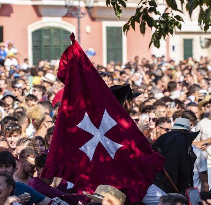 Ingresado un jinete tras recibir una coz en las fiestas de San Juan en Menorca