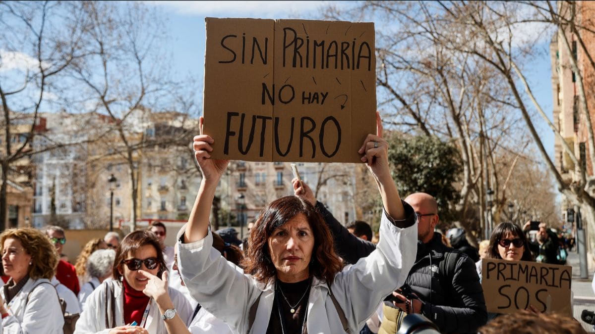 La Comunidad Valenciana critica que Sanidad no responda ante el «grave déficit» de médicos