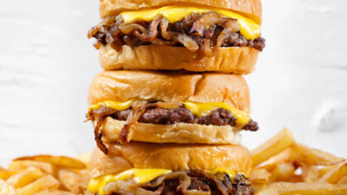 ¿Qué diferencia hay entre las ‘smash burger’ y las hamburguesas tradicionales?