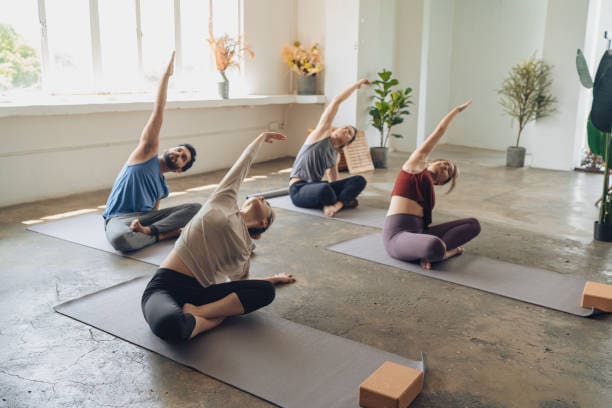 El yoga es una práctica integral que va más allá del ejercicio físico: nuevas formas de practicarlo