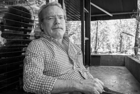 Alberto Barrera Tyszka: «La revolución es un exceso permanente de posverdad»