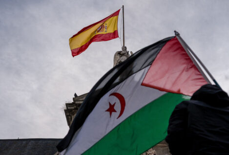 El joven saharaui que pidió asiló en Bilbao no es deportado a Marruecos al negarse el piloto
