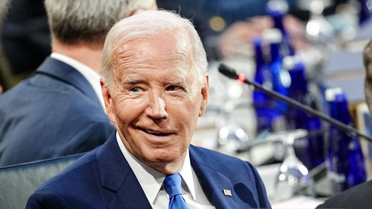 Tres congresistas demócratas piden a Biden que se retire de la carrera presidencial