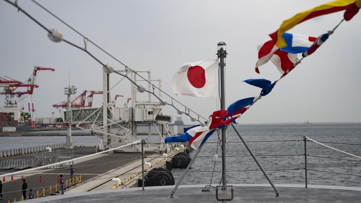 Dimite el jefe de la Marina japonesa por acceso no autorizado a información clasificada