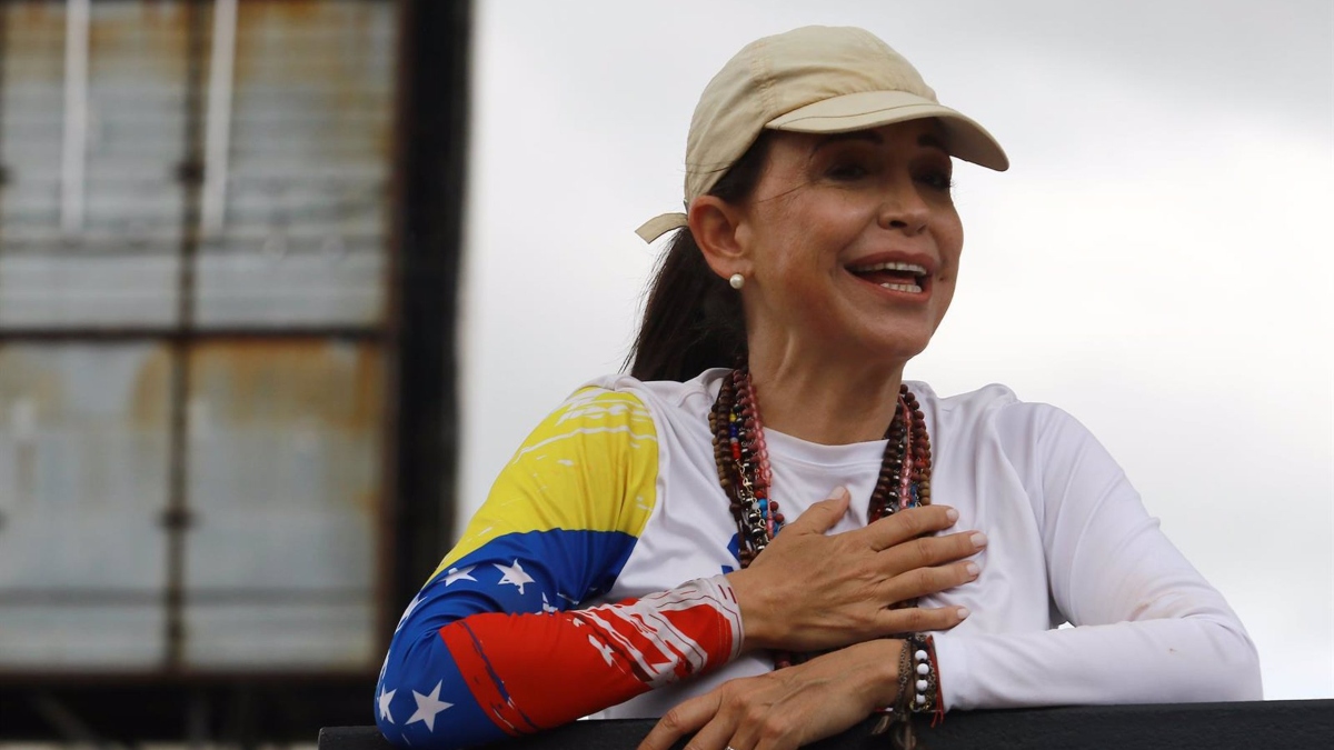 Machado promete devolver a los venezolanos «el respeto que Maduro les ha arrebatado»