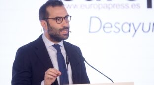 Cuerpo bloquea la arremetida de Sumar en el ERE de Vodafone y marca terreno ante Díaz