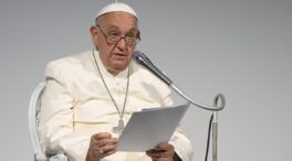 El Papa lamenta que la democracia «no goza de buena salud» y critica los populismos