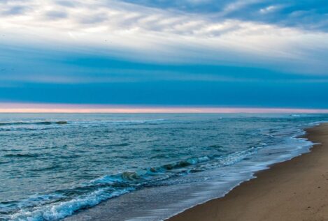 Una dana deja este lunes en España temperaturas elevadas y tormentas fuertes