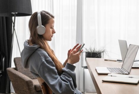 Estos son los cursos online que puedes hacer en tu casa y te abrirán puertas al empleo