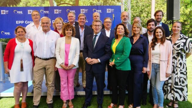 Feijóo pide ante Von der Leyen ayuda a Europa para «controlar» la inmigración ilegal