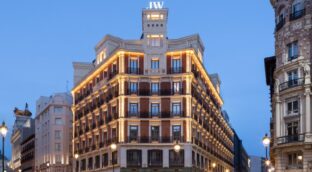 'Boom' del lujo: el 54% de las habitaciones de hotel en España son de cuatro y cinco estrellas