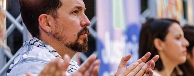 Podemos señala al PSOE por el espionaje policial de 2015 para debilitar a Díaz