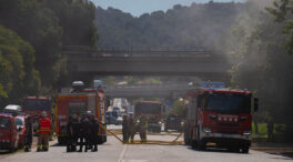 Tres heridos críticos en un accidente de un autobús en un túnel en Barcelona