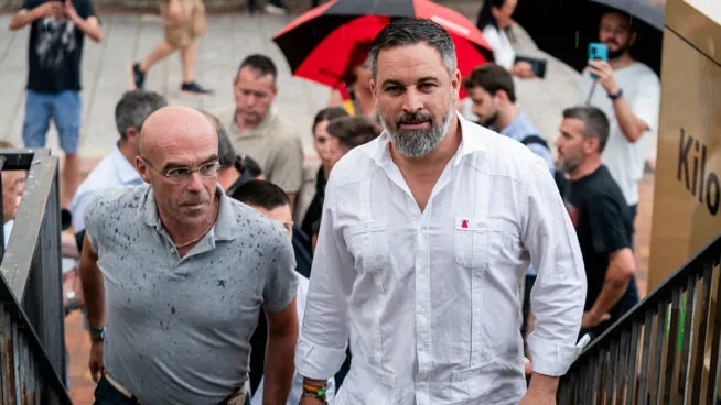 Vox pidió fondos para la asociación que ahora denuncia por desviar dinero de la dana