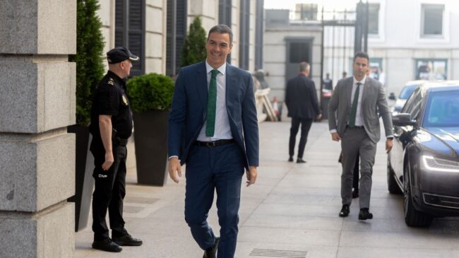 Sánchez asegura tras los resultados en Francia que a la «ultraderecha se le gana gobernando»