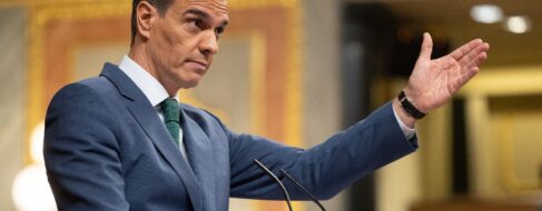 Moncloa frena el reparto de publicidad a la espera del plan de 'regeneración'