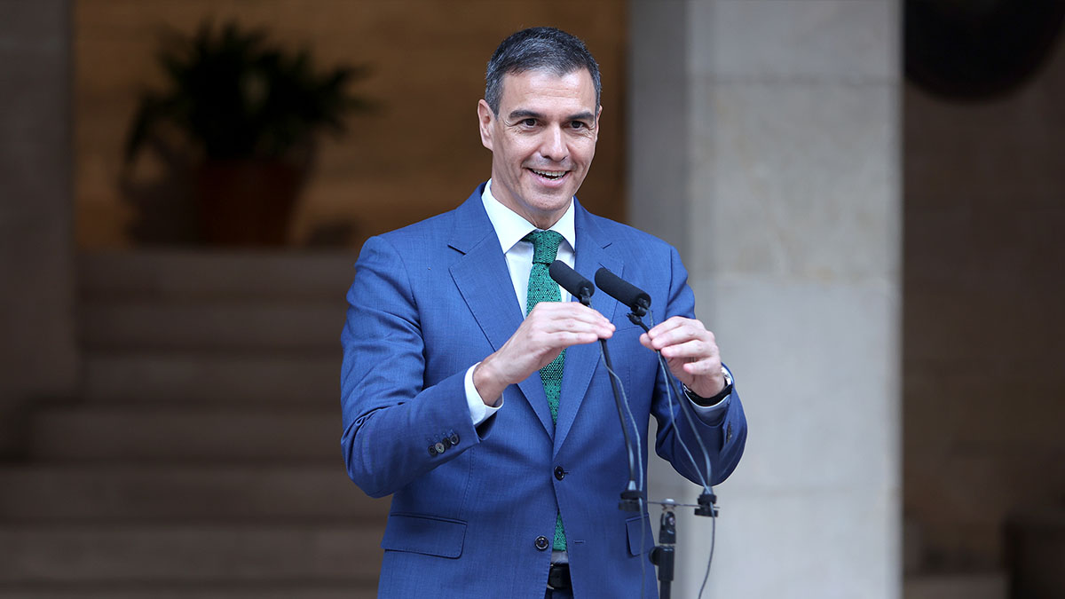 Sánchez anuncia un nuevo acuerdo en pensiones con patronal y sindicatos