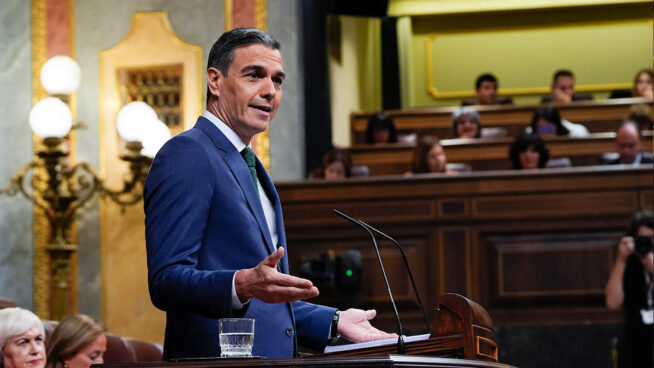 Sánchez desprecia al Congreso: sólo irá a una sesión de control en septiembre