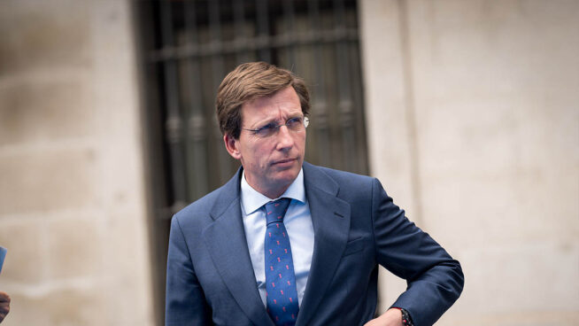 Airbnb ve «injustificado» el plan de Almeida para prohibir los pisos turísticos dispersos en Madrid