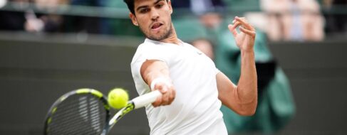 Alcaraz remonta a Paul y se cita de nuevo con Medvedev en semifinales de Wimbledon