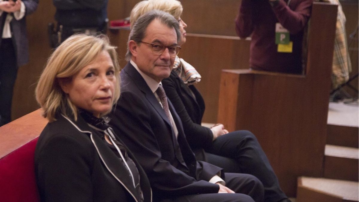 La Justicia catalana rechaza amnistiar a Artur Mas, Joana Ortega e Irene Rigau