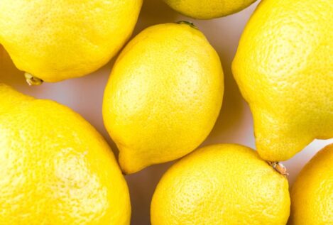 El motivo por el que debes agregar limón a tus comidas